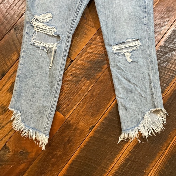 HIDDEN Jeans High Rise Distressed Straight Women’s Size 29 Light Wash Button Fly - Picture 4 of 12